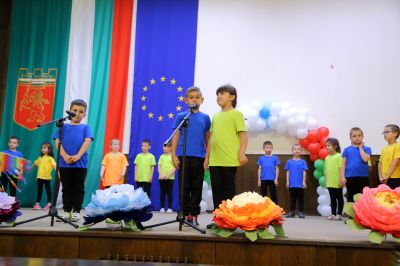 Юбилей на ДГ "Първи юни" 15