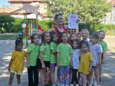 Спортен празник в детската градина 12