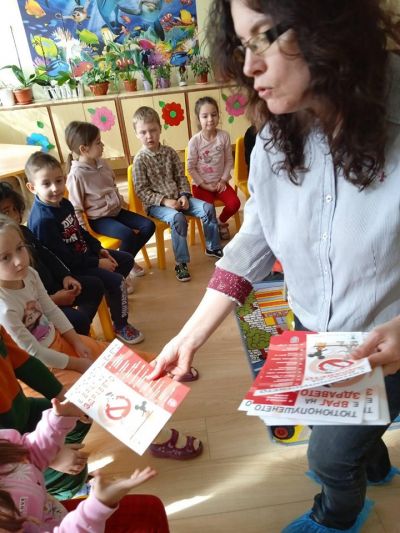 РЗИ на гости в детските градини 17